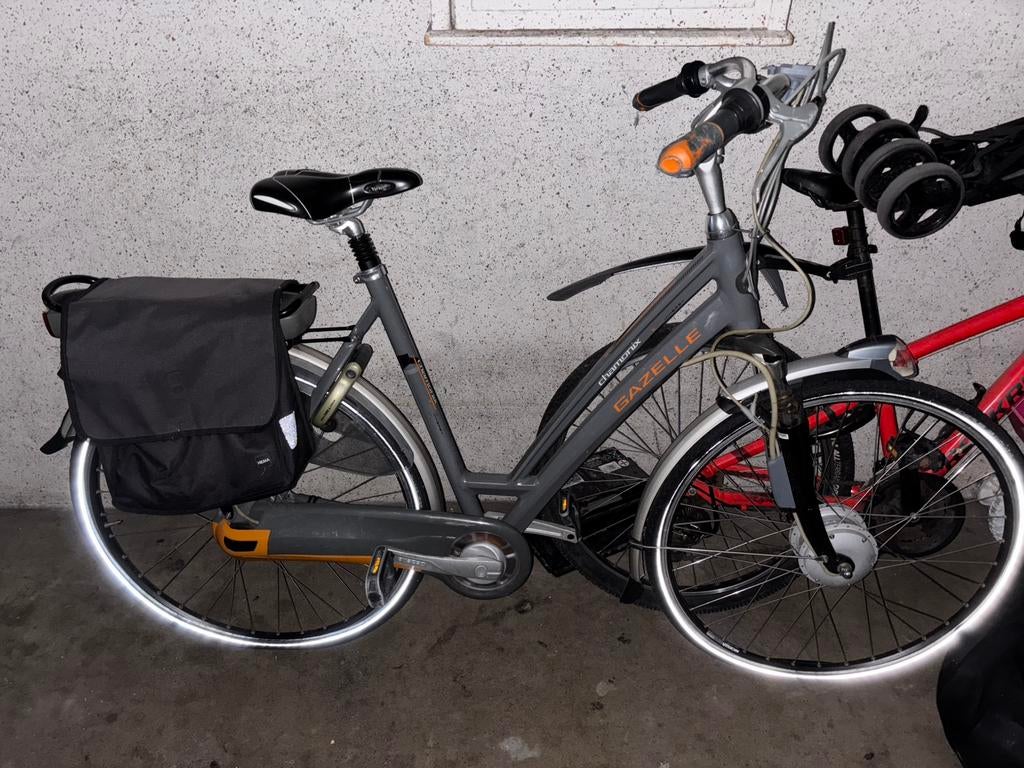 Gazzelle e-bike werkt nog heel goed, Ophalen, Zo goed als nieuw, Overige merken