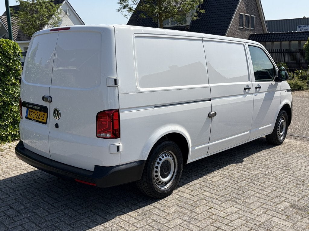 Volkswagen Transporter T6.1 2.0 TDI 81KW Euro6 L2H1 30 ✓ S, Auto's, Voorwielaandrijving, Gebruikt, 4 cilinders, Volkswagen