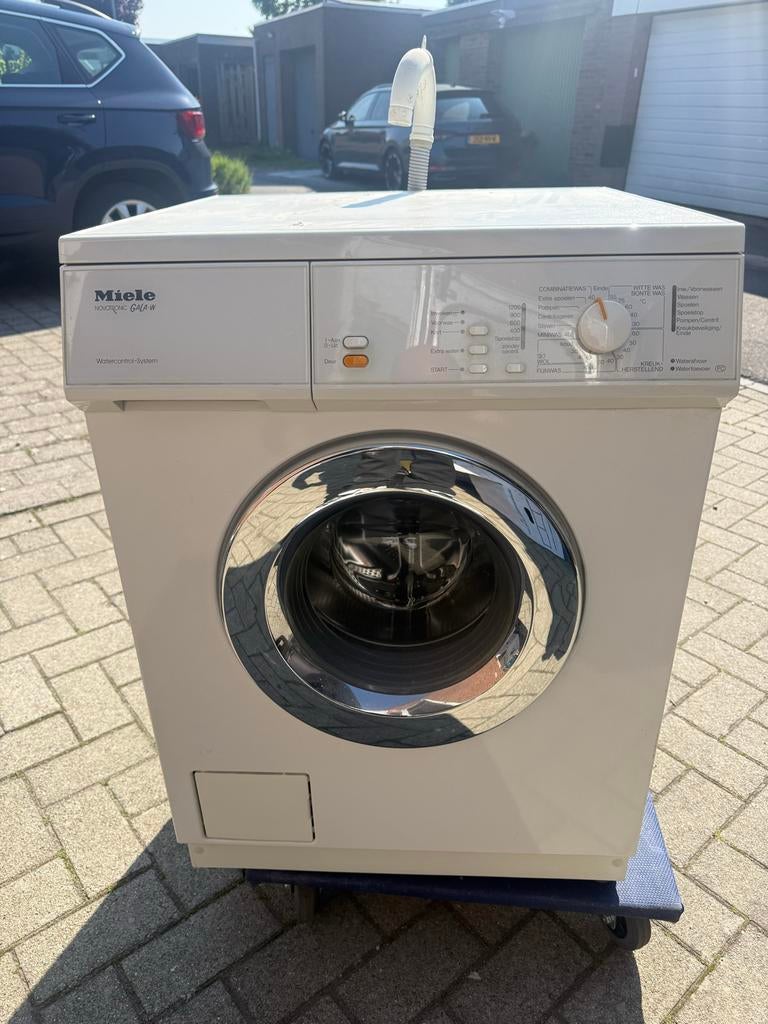Miele Wasmachine en Droger Set - Betrouwbaar en Duurzaam, Ophalen of Verzenden, Zo goed als nieuw, Voorlader, 85 tot 90 cm