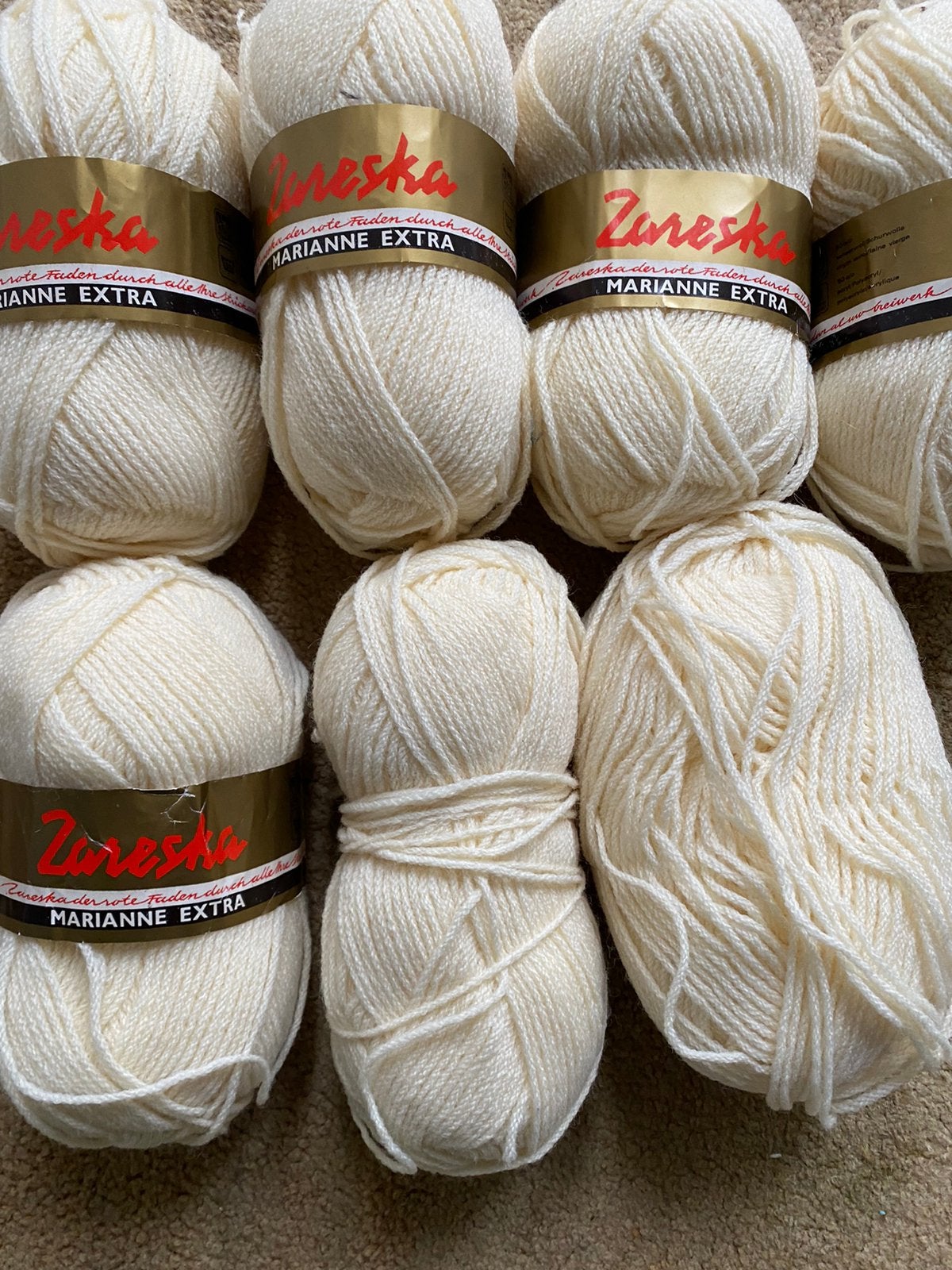 7 knotten Zareska, crème-kleurig, Ophalen of Verzenden, Zo goed als nieuw, Breien of Haken