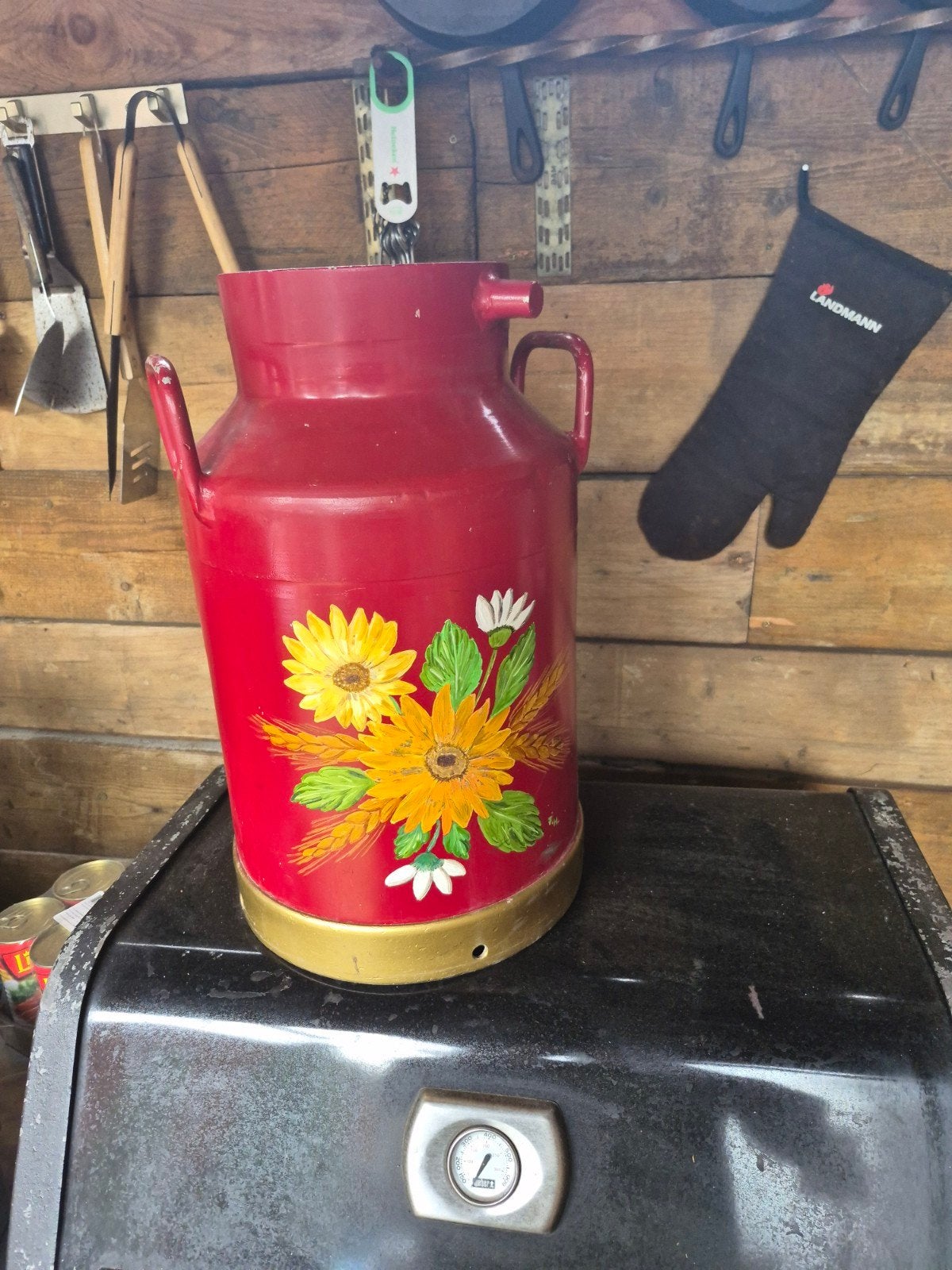 Decoratieve melkbus met zonnebloemen - Rood, Antiek en Kunst, Ophalen of Verzenden