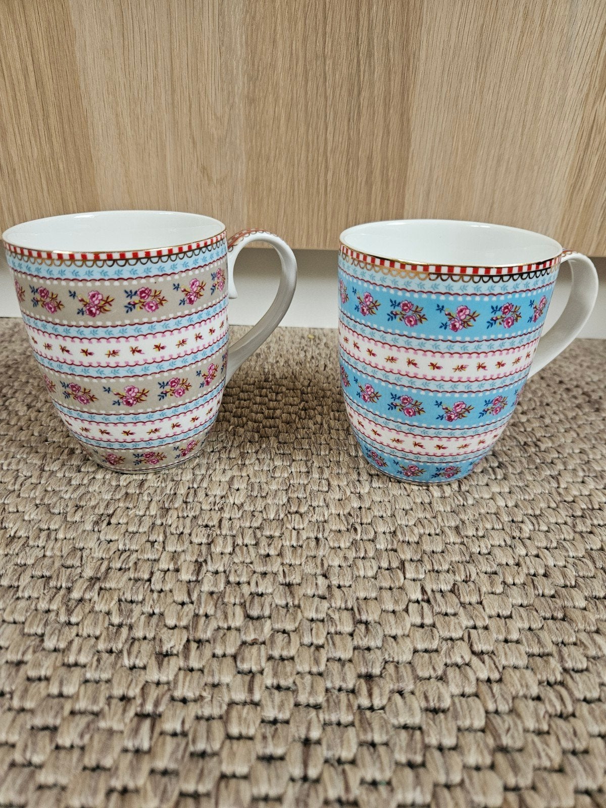 Pip Studio Mokken - Set van 2 met bloemmotief, Pip Studio, Zo goed als nieuw, Modern, Porselein