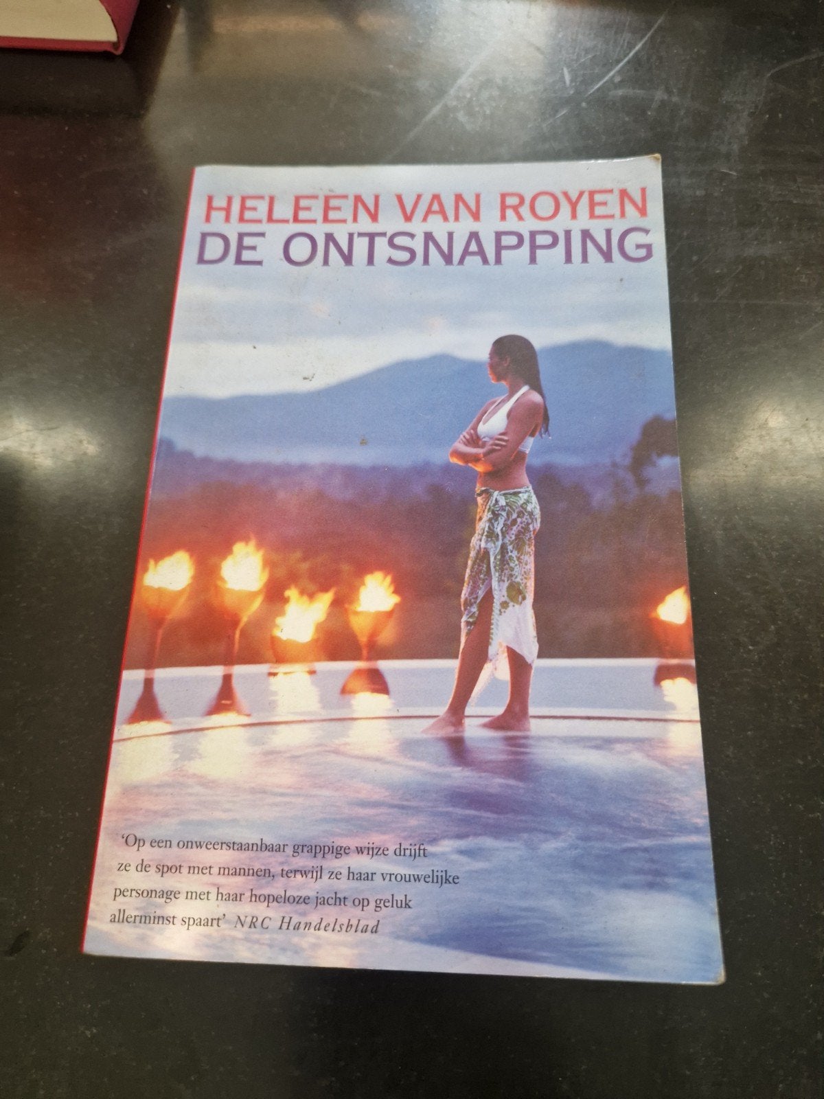 Heleen van Royen - De Ontsnapping (Paperback), Ophalen of Verzenden, Gelezen, Heleen van Royen, Nederland