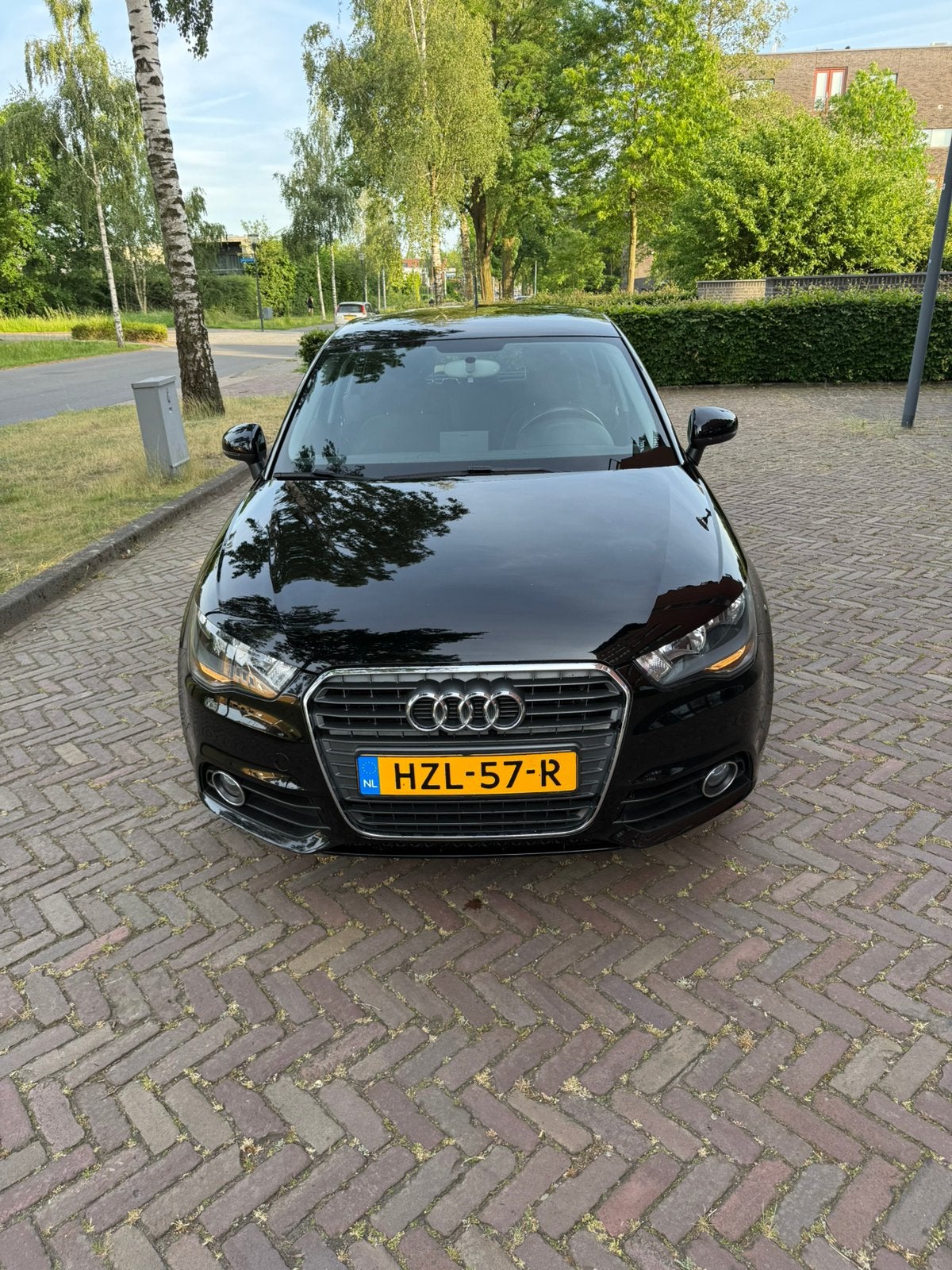 Audi A1 Sportback 1.2 Tfsi 63KW SB 2012 Zwart, Auto's, Voorwielaandrijving, A1, 4 cilinders, Zwart