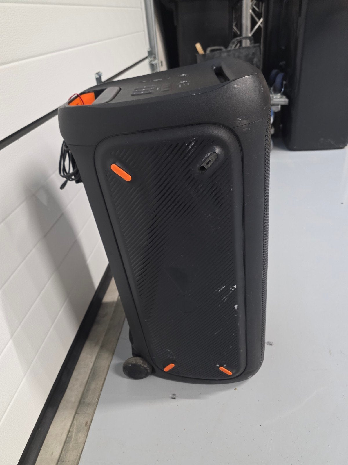 Foto 4 van JBL Partybox 310 - Krachtige Party Speaker met Lichteffecten