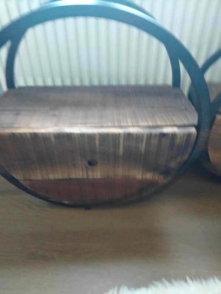 Kastjes, Ophalen of Verzenden, Zo goed als nieuw, Hout