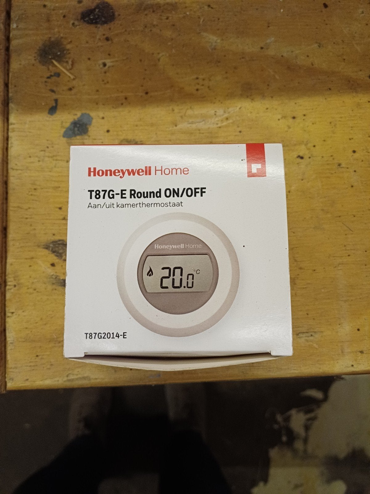 Nieuwe Honeywell Home T87G-E Round ON/OFF Thermostaat, Ophalen of Verzenden, Nieuw