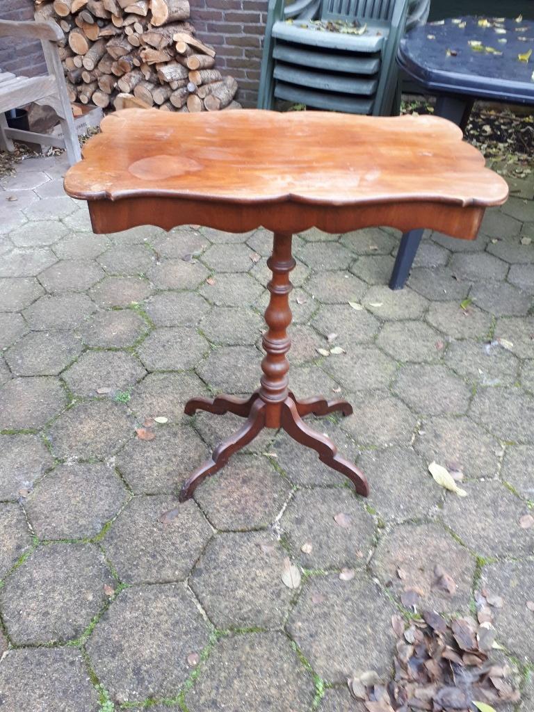 biedermeier mahonie tafeltje, Antiek en Kunst, Ophalen