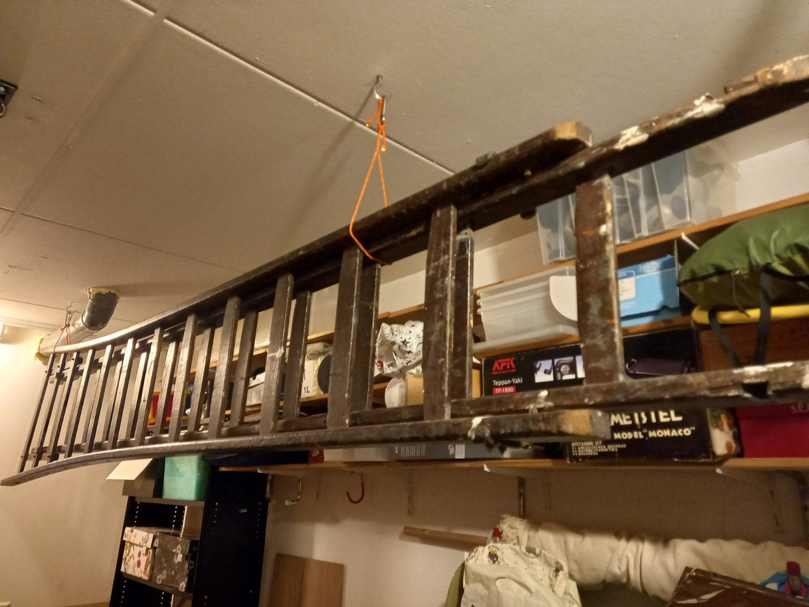 Uitschuifbare houten ladder - 3,55 meter, Doe-het-zelf en Verbouw, Ophalen, Gebruikt, Ladder, Opvouwbaar of Inschuifbaar