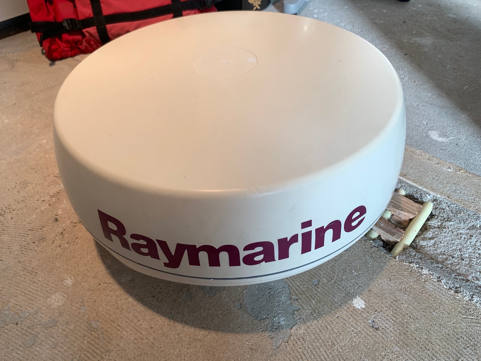 Raymarine 2KW radardome radar, Ophalen, Gebruikt