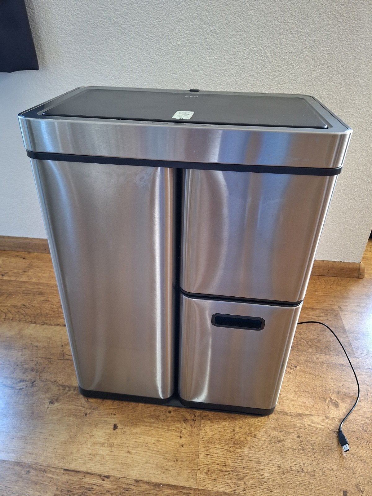 EKO Prullenbak met Sensor en Afvalscheiding, Ophalen, 50 – 75, Gebruikt, 40 liter of meer