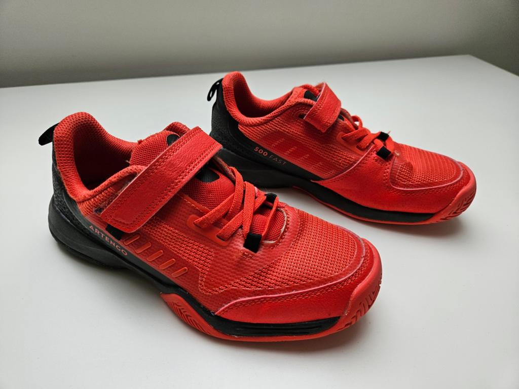 Artengo zaal/gymschoenen maat 35, Ophalen, Zo goed als nieuw, Schoenen