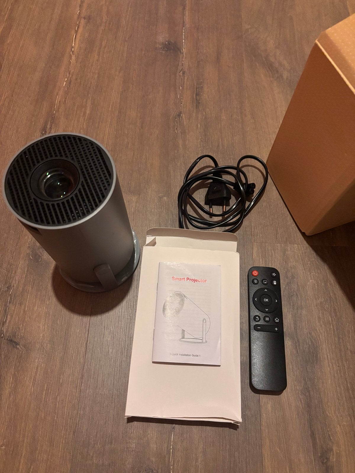 Magcubic Projector / Beamer - Zo goed als nieuw, Ophalen of Verzenden, Zo goed als nieuw, LED, Ultra HD (4K)