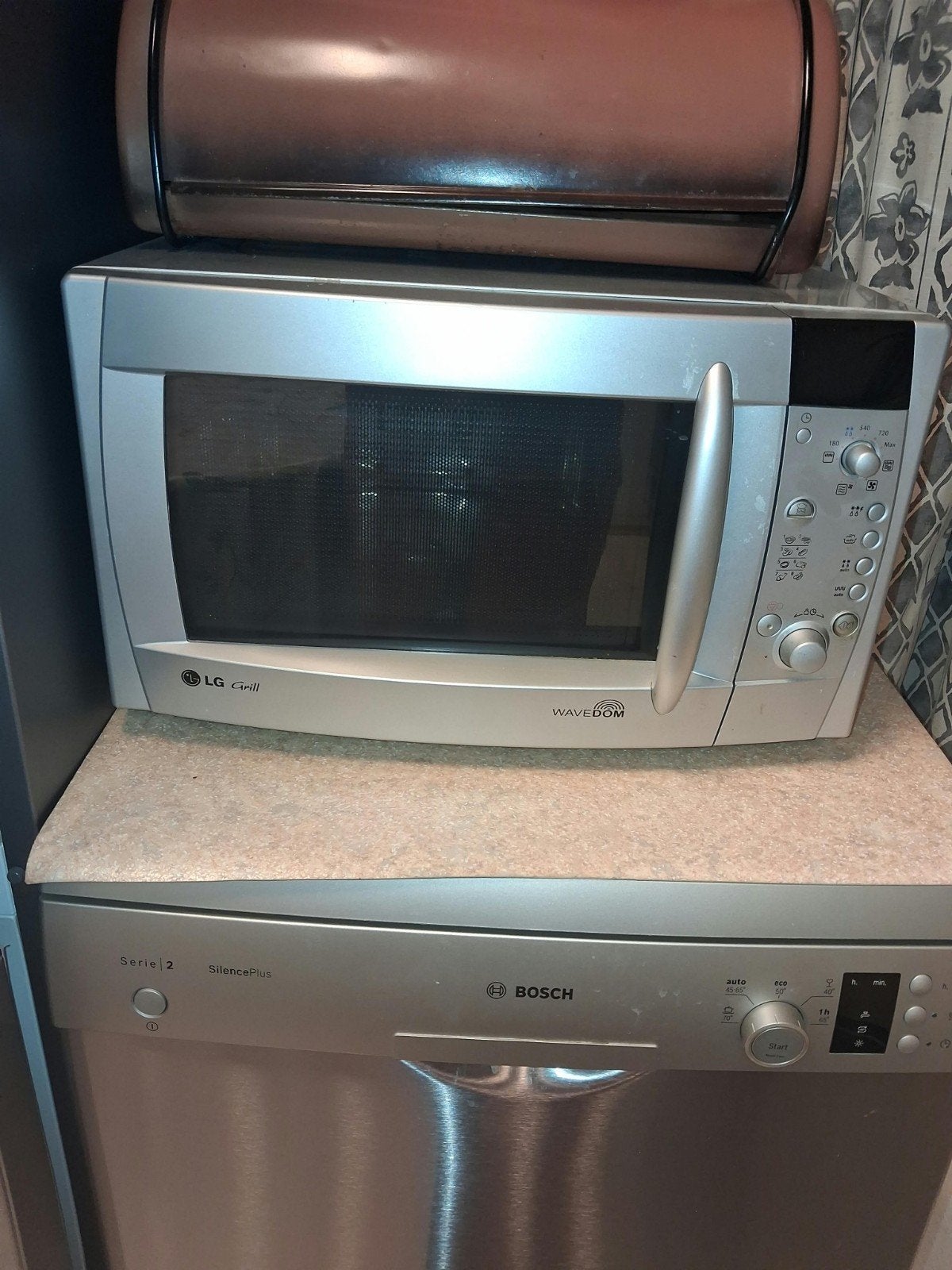 LG-COMBI-MAGNETRON, Witgoed en Apparatuur, Ophalen, Combimagnetron, Zo goed als nieuw, Draaiplateau