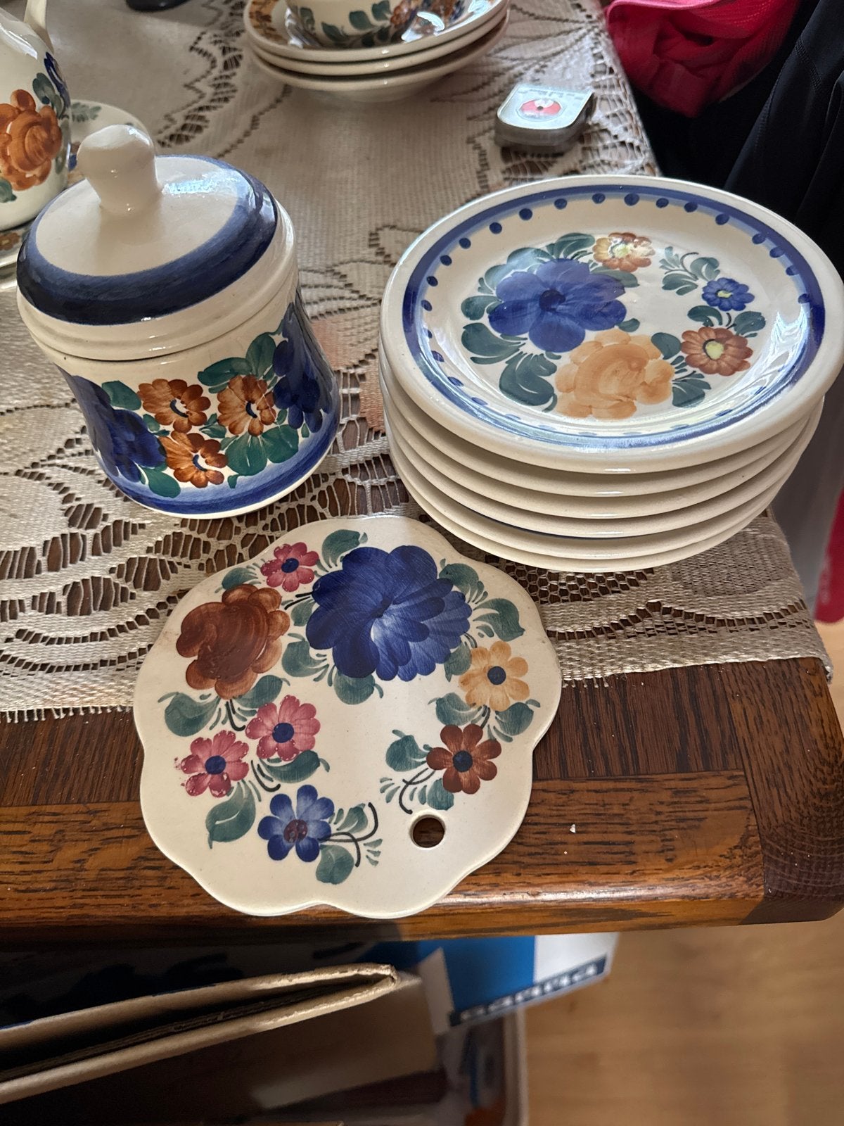 Handgeschilderd Pools servies - bordjes en pot, Ophalen