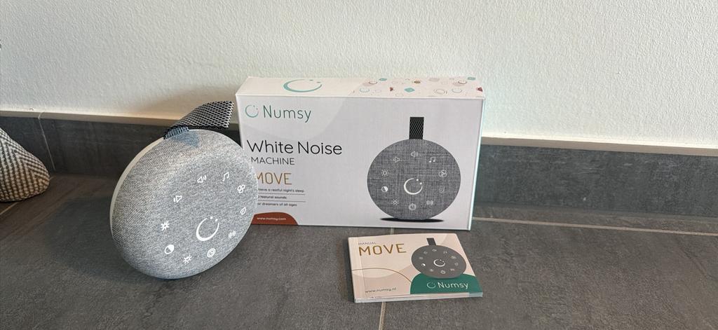Numsy Move White Noise Machine - Slaaptrainer, Ophalen of Verzenden, Zo goed als nieuw, Overige typen, Met licht