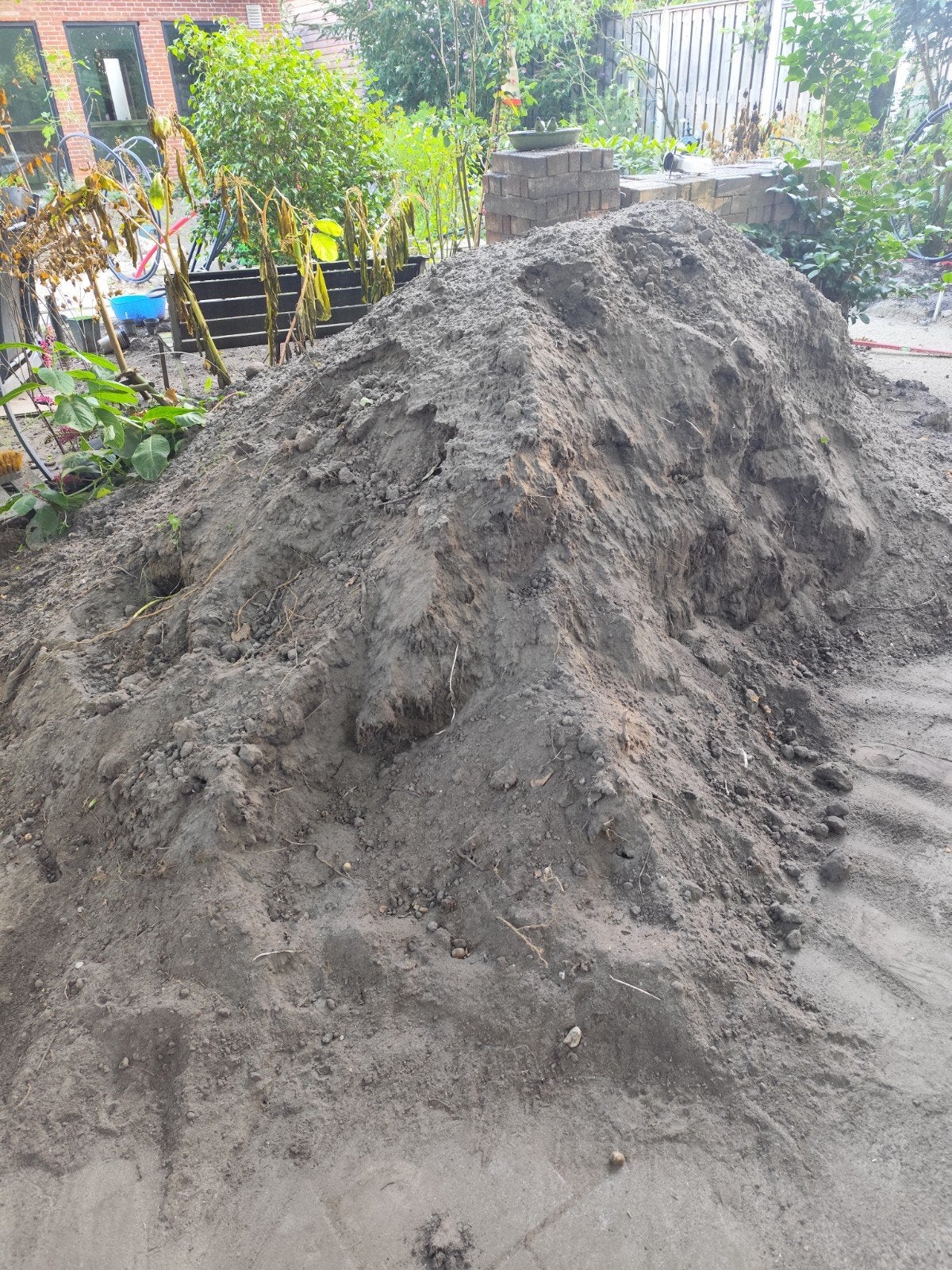 Zwart zand gratis, Tuin en Terras, Zand, Ophalen, Gebruikt, Ophoogzand