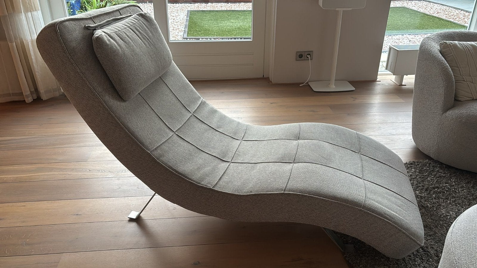 Chaise Longue .  Design., Eenpersoons, Design, Ophalen of Verzenden, Zo goed als nieuw