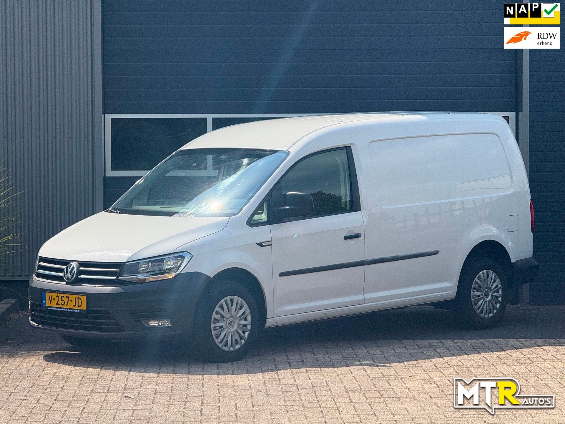 Volkswagen Caddy 2.0 TDI L2H1 BMT Maxi Highline 2e EIG|NAP, Gebruikt, 4 cilinders, Volkswagen, Bedrijf