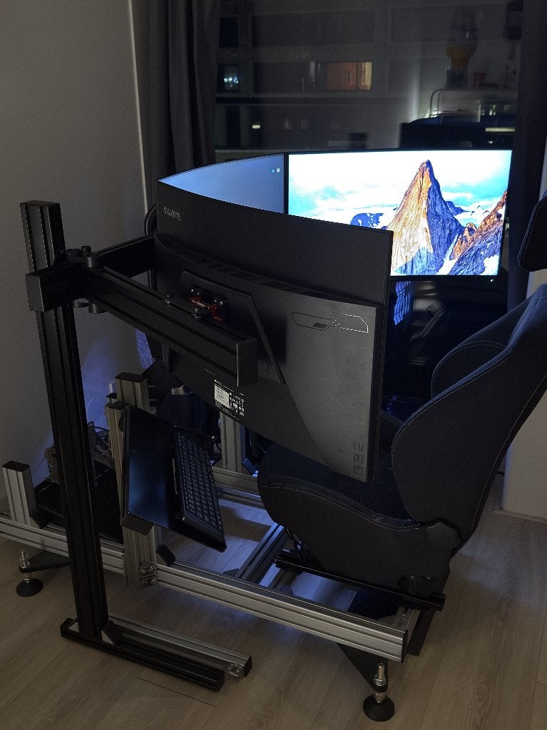 Sim Rig | Simucube 2 Pro | GSI FPE 1 | VRS Pedals | Triples, Spelcomputers en Games, Ophalen, 1 speler, Racen en Vliegen, Zo goed als nieuw