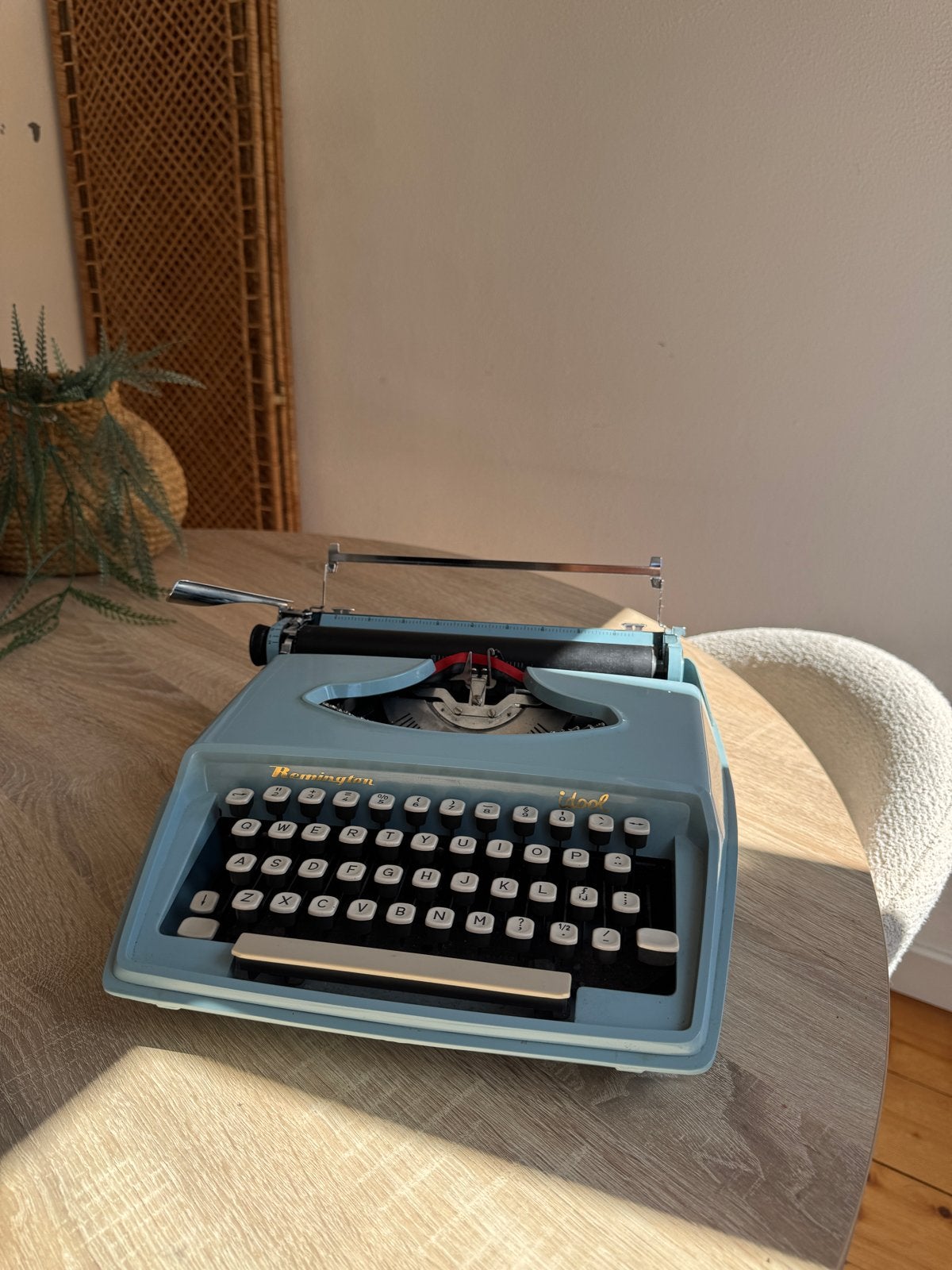 Vintage Remington Idol typemachine lichtblauw werkend retro, Diversen, Typemachines, Ophalen of Verzenden, Gebruikt