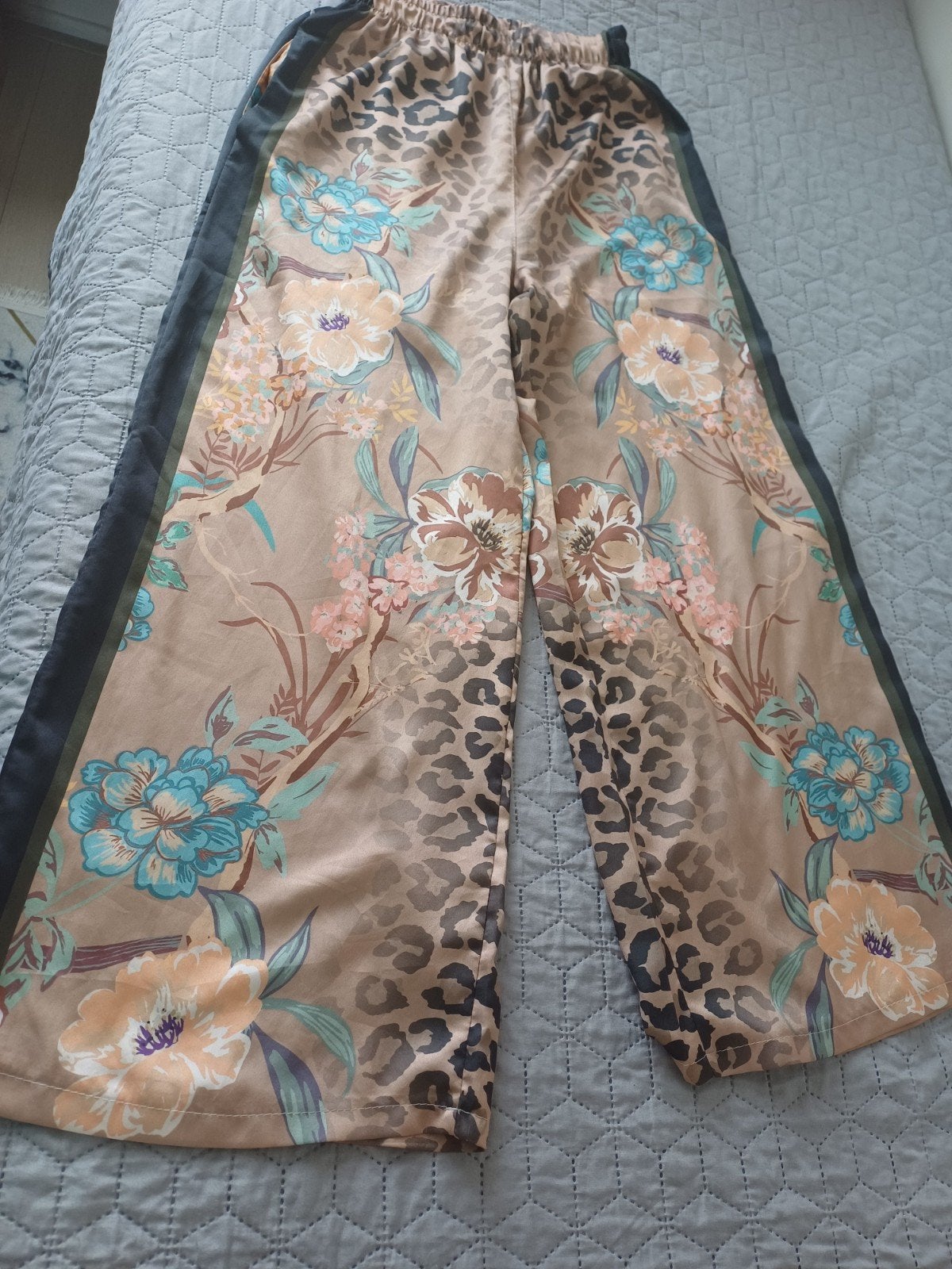Nieuwe zomerbroek maat M, Kleding | Dames, Broeken en Pantalons, Ophalen of Verzenden, Nieuw, Maat 38/40 (M), Lang