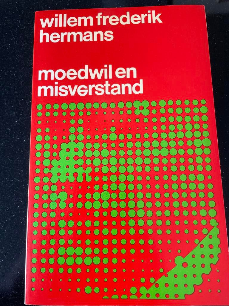 Moedwil en misverstand - Willem Frederik Hermans, Ophalen of Verzenden, Gelezen, Nederland