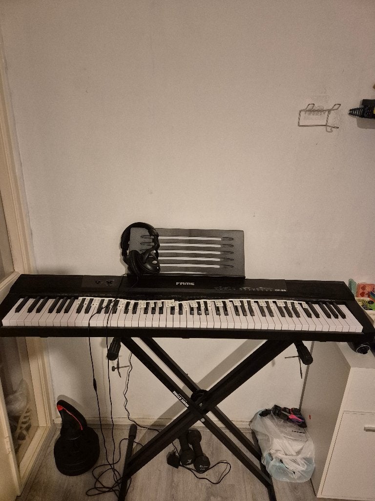 Keyboard piano, Nieuw, Overige aantallen, Met standaard, Ophalen