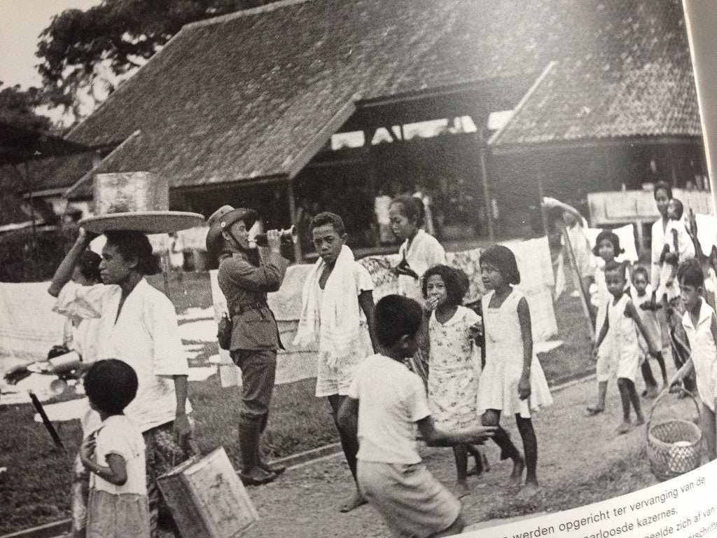 Uit Indie Geboren - vier eeuwen familiegeschiedenis