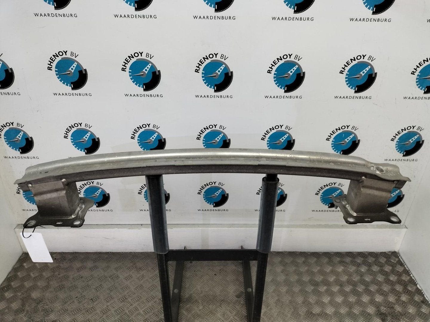 AUDI A4 2.0 TFSI u Sp. ProLS  VOORBUMPER BALK 8W0807309B 201, Ophalen of Verzenden, Gebruikt, Stiba lid