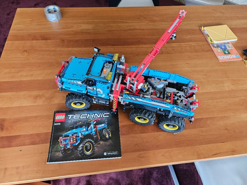 LEGO Technic 6x6 Allterrain-sleepwagen - 42070, Kinderen en Baby's, Speelgoed | Duplo en Lego, Ophalen, Lego, Zo goed als nieuw