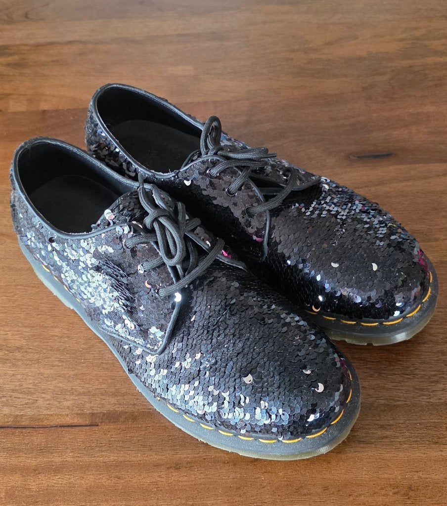 Dr. Martens schoenen met pailletten, Kleding | Dames, Schoenen, Schoenen met lage hakken, Zwart, Ophalen of Verzenden, Dr. Martens