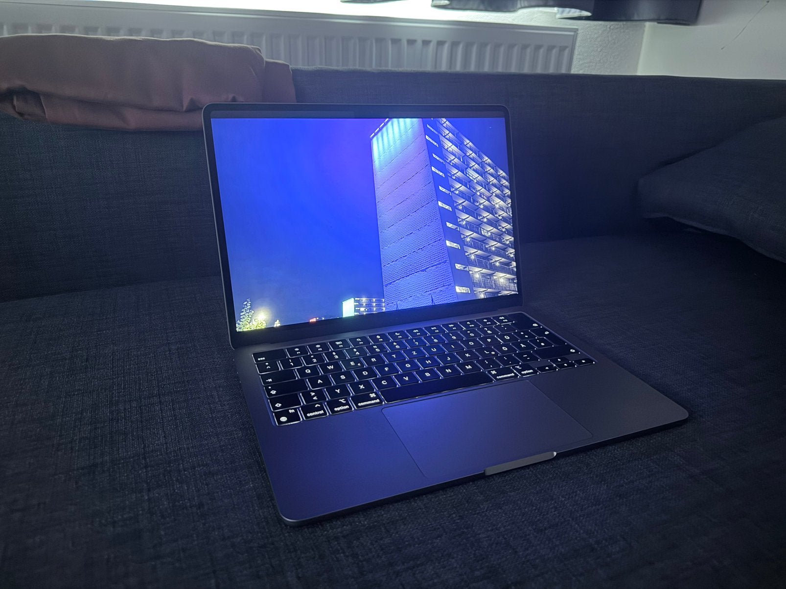 Foto 2 van MacBook Air M2 8gb RAM 512gb SSD