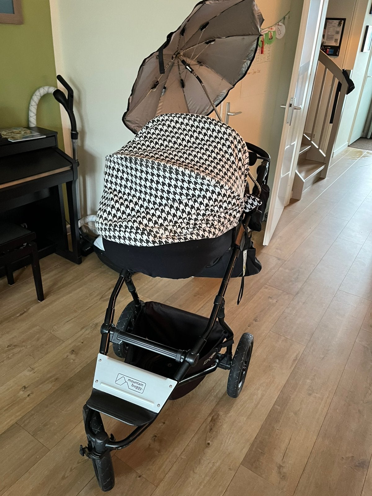 Complete Mountain Buggy Urban Jungle swift., Ophalen, Gebruikt