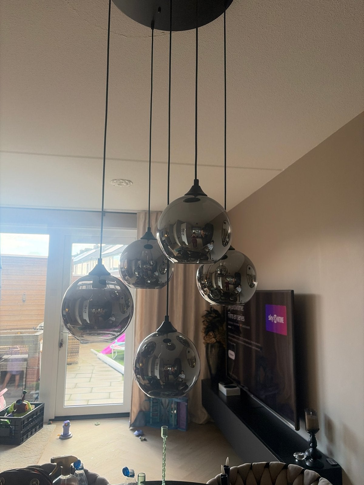 Moderne hanglamp met 5 glazen bollen, Ophalen, Gebruikt, Glas, E27 (groot)