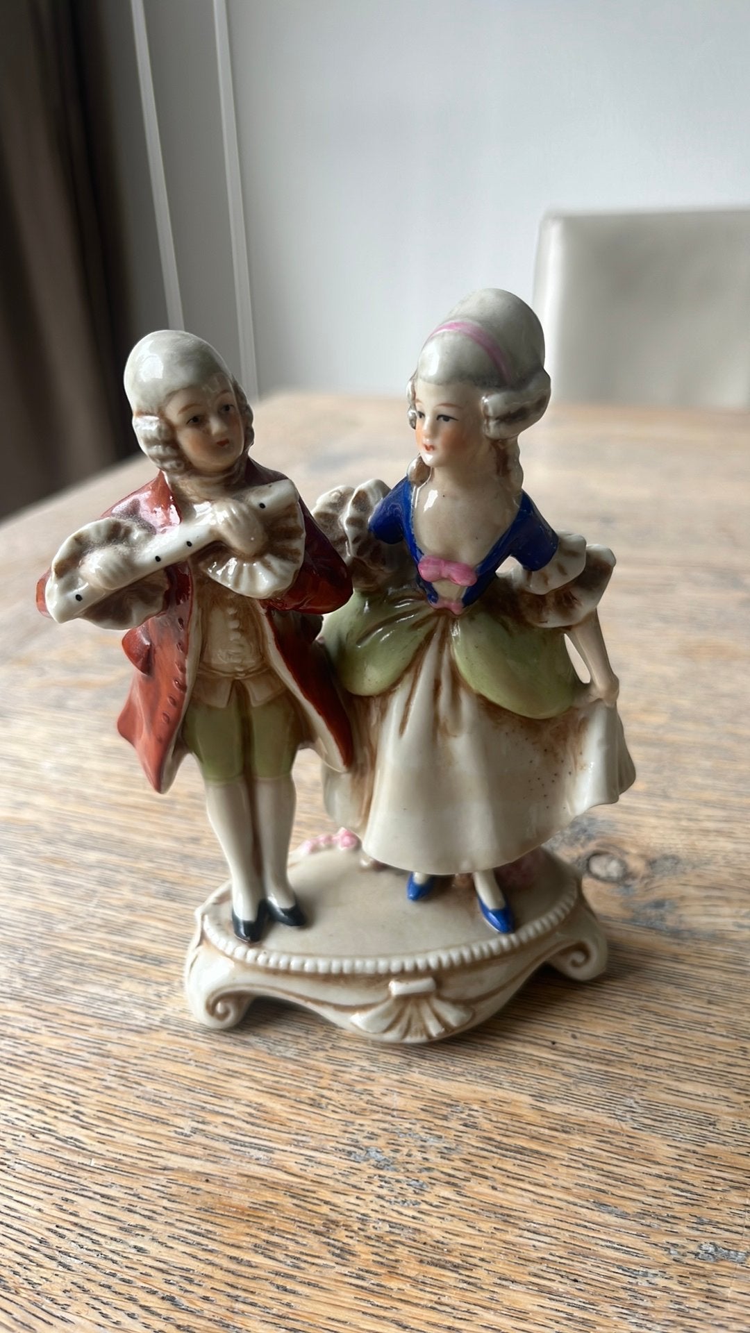 Vintage Porseleinen Beeldje: Man met Fluit en Vrouw, Verzamelen, Beelden en Beeldjes, Ophalen of Verzenden, Zo goed als nieuw
