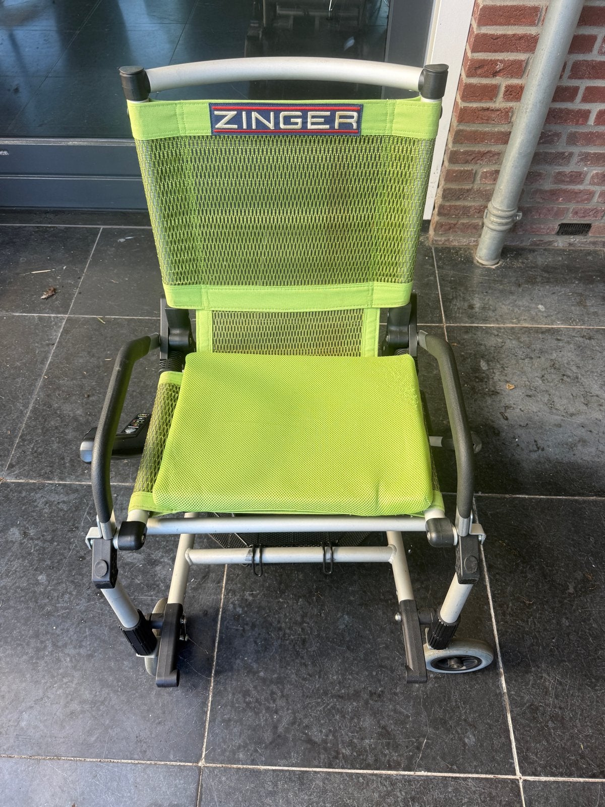 Elektrische rolstoel Zinger, Ophalen, Zo goed als nieuw, Elektrische rolstoel