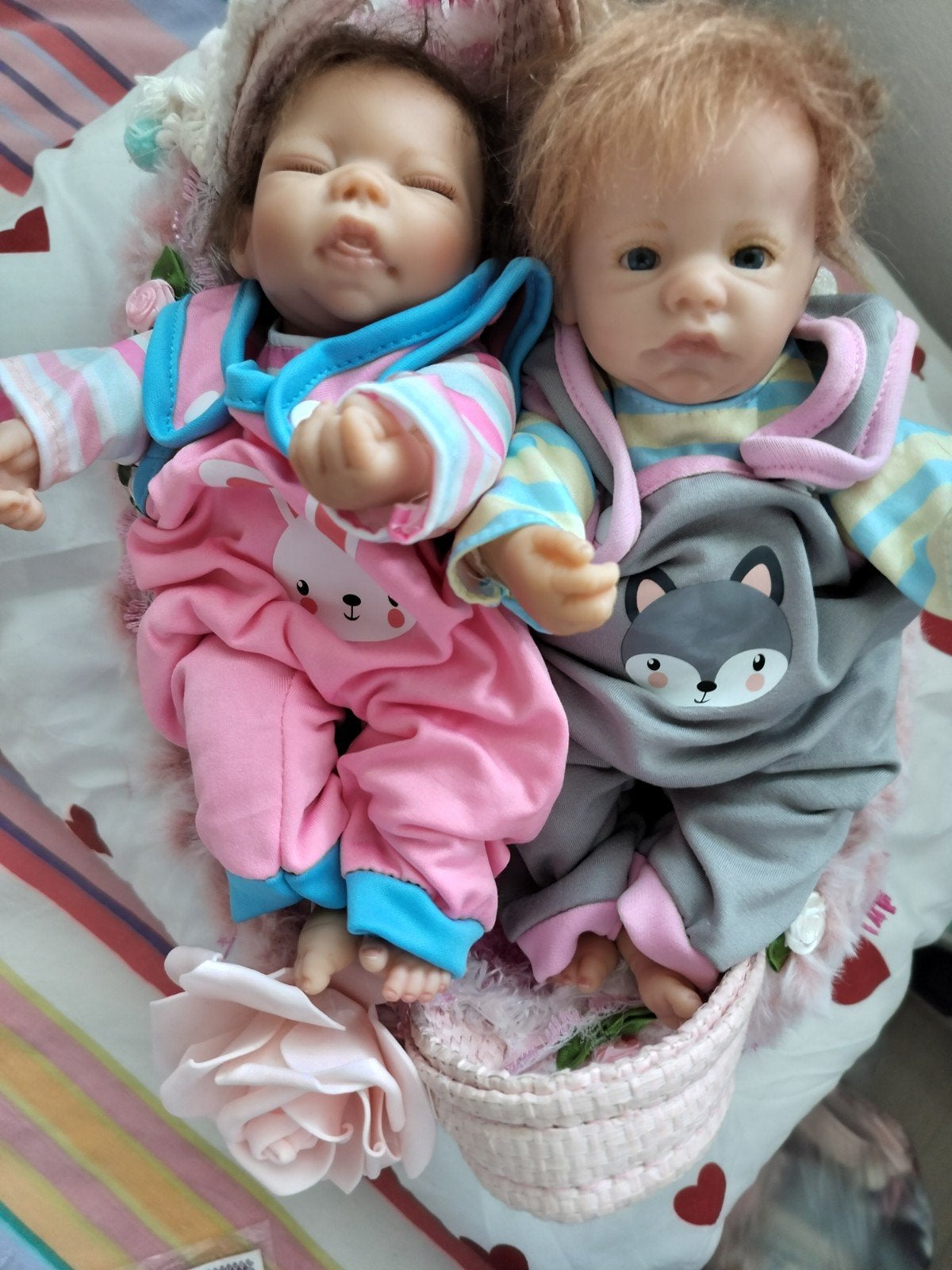 tweeling kleine Aston Drake baby.s 25 cm groot+certificaat, Verzenden, Zo goed als nieuw, Babypop, Levensecht of Reborn