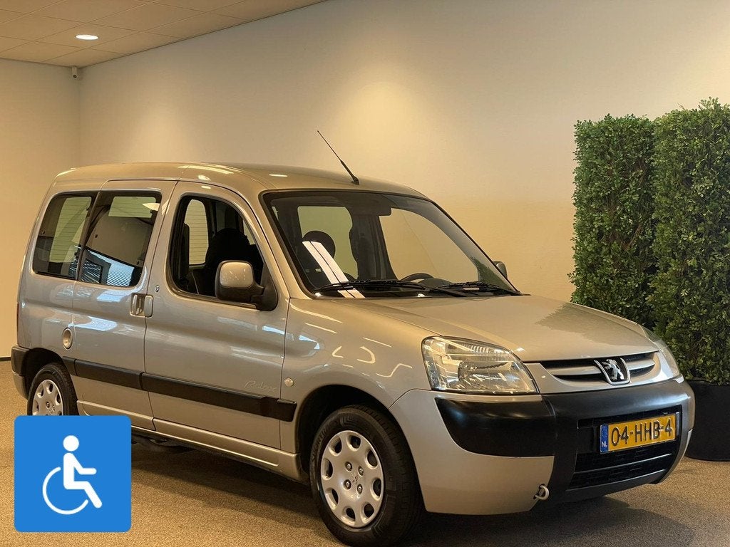 Peugeot Partner Rolstoelauto 3+1 incl. lier voor rolstoel, Auto's, Peugeot, Bedrijf, Te koop, Partner, Aangepast voor mindervaliden