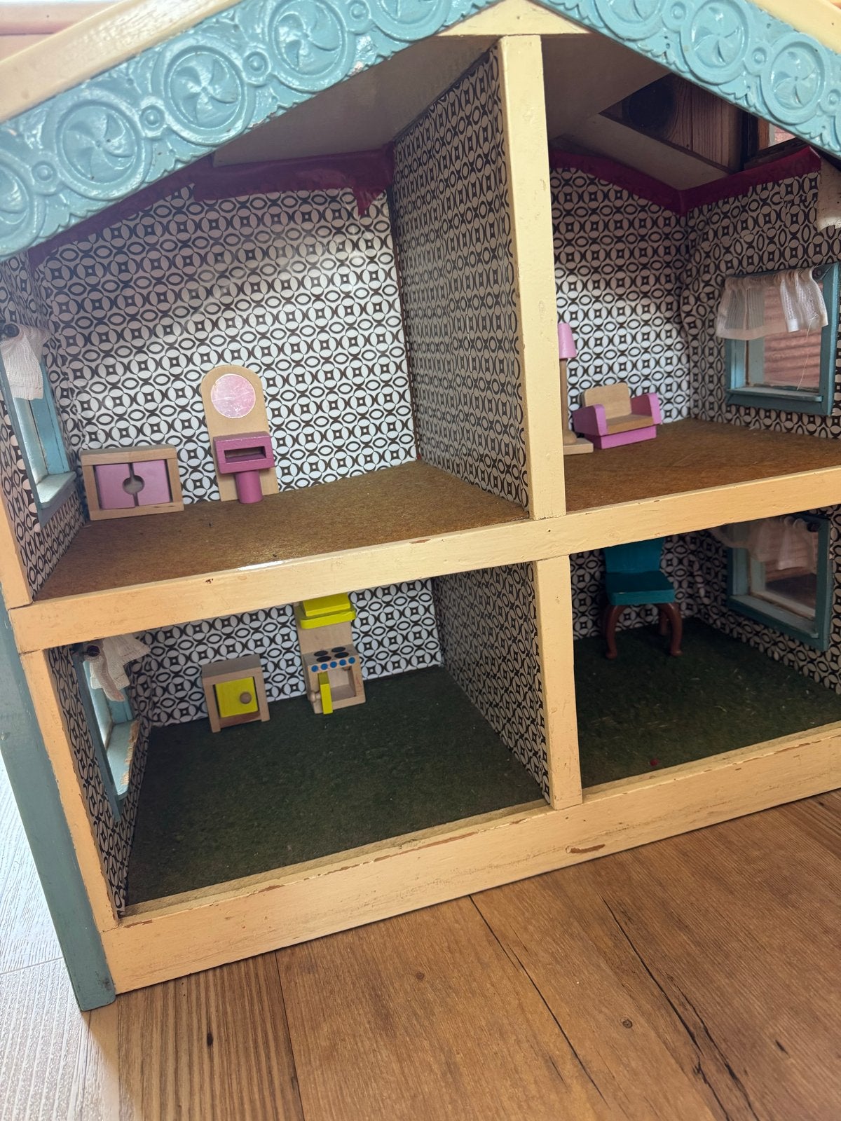 Vintage Houten Poppenhuis met Meubels, Ophalen, Gebruikt, Poppenhuis