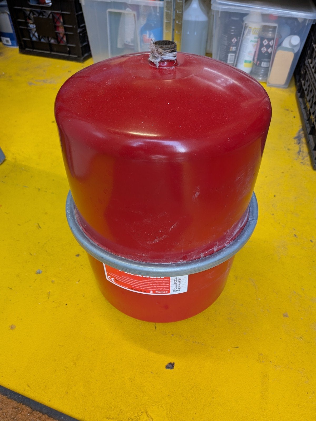 Oud expansievat 18 liter GRATIS, Ophalen, 30 tot 80 cm, Gebruikt, Overige typen