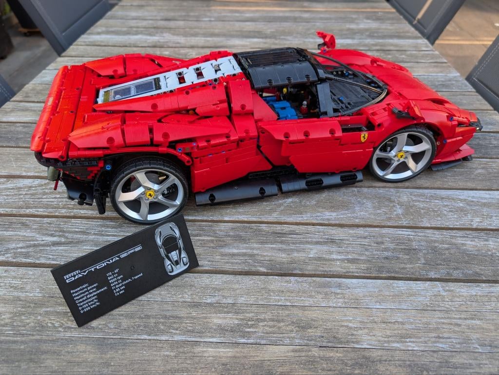 LEGO 42143 Ferrari Daytona SP3, Ophalen, Zo goed als nieuw, Overige schalen, Auto onroad
