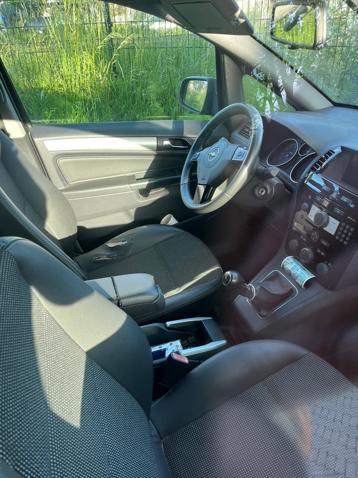 Opel Zafira 1.8 2009 Grijs, Auto's, Opel, Particulier, Zafira, Benzine, C, MPV, Handgeschakeld, Origineel Nederlands, Zilver of Grijs