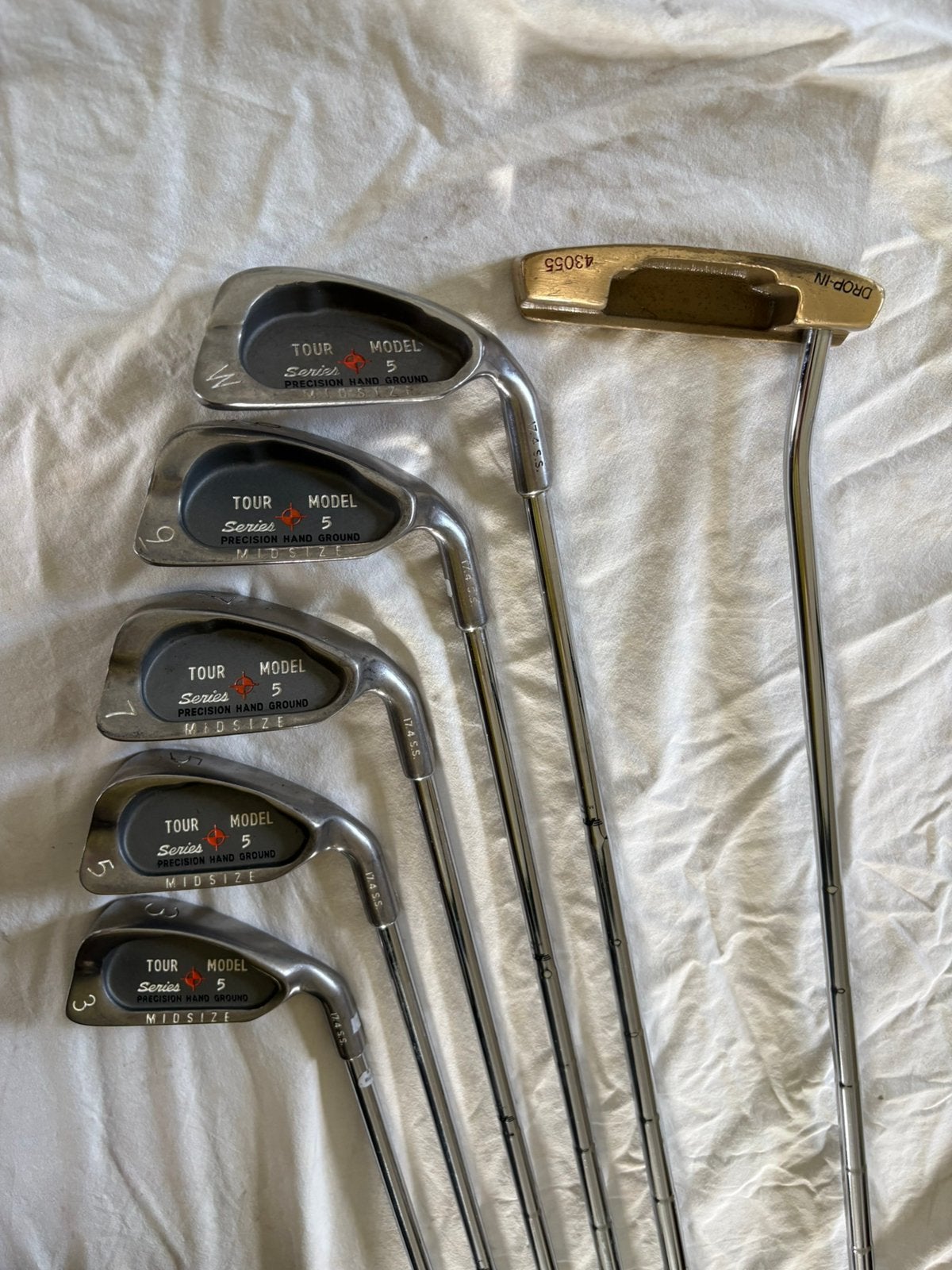 2 sets golfclubs met diverse toebehoren., Sport en Fitness, Golf, Ophalen of Verzenden, Gebruikt, Set, Overige merken