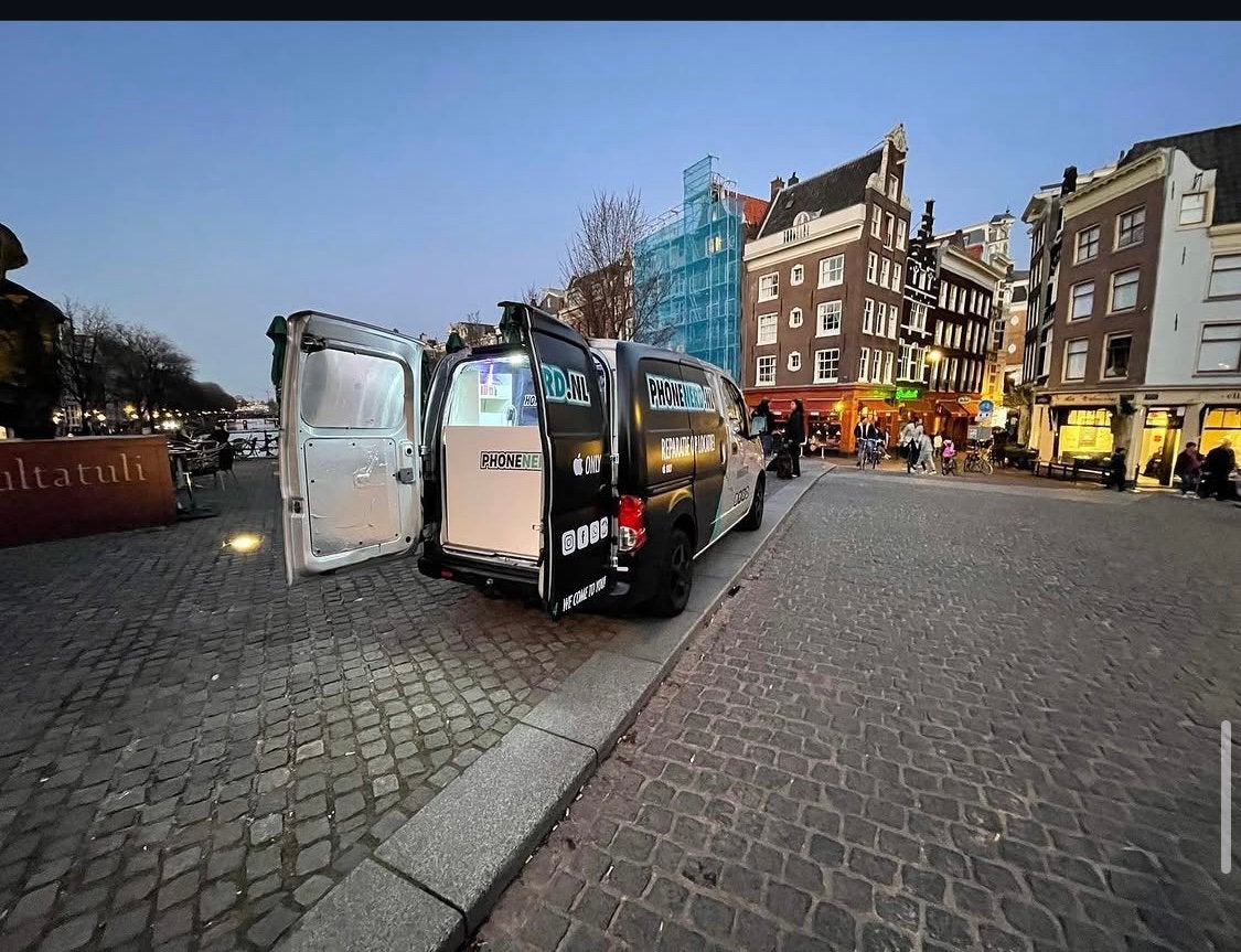 iPhone Reparatie Amsterdam 12 13 / 14 / 15 / 16 / 17 Pro Max, Telecommunicatie, Ophalen of Verzenden, Nieuw, Zwart, 128 GB
