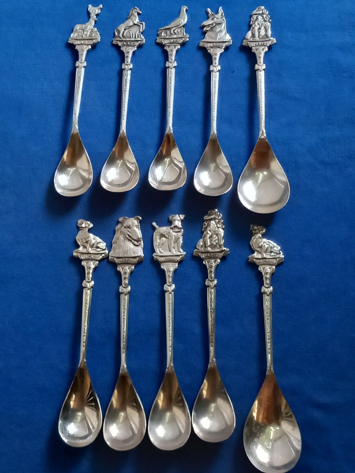 8x theelepel 2x suikerlepel dierenbescherming, Antiek en Kunst, Antiek | Bestek, Ophalen of Verzenden