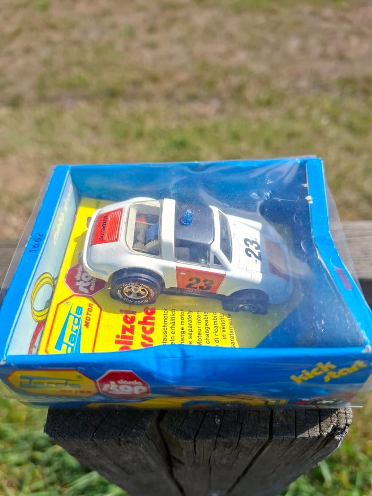 Darda Porsche Rijkspolitie, Hobby en Vrije tijd, Modelauto's | Overige schalen, Ophalen of Verzenden, Auto