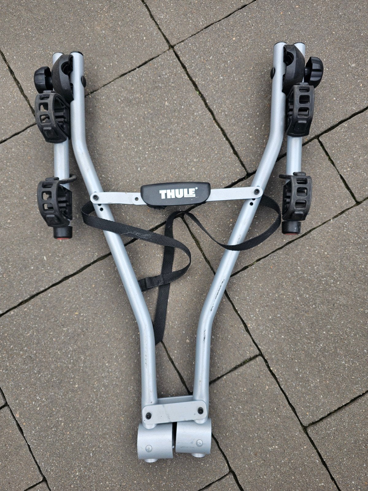 Thule fietsdrager voor op trekhaak. nw 90 euro Nu 20 euro !, Ophalen, 2 fietsen, Zo goed als nieuw, Trekhaakdrager