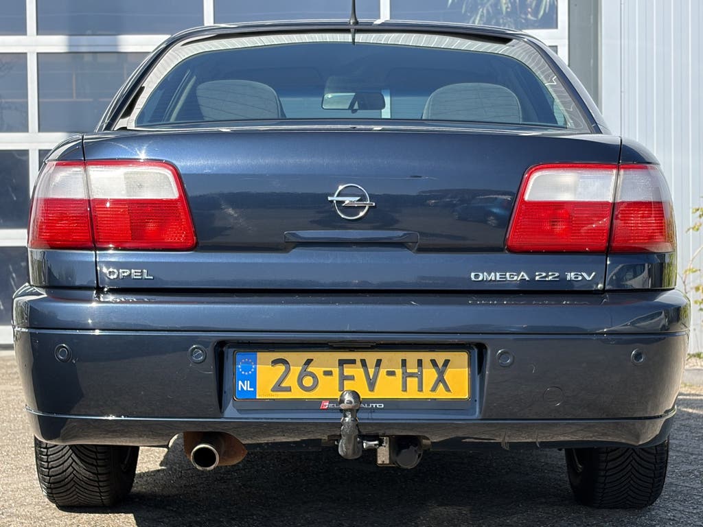 Opel Omega 2.2i-16V Elegance 145pk | Origineel Nederlands |, foto 4