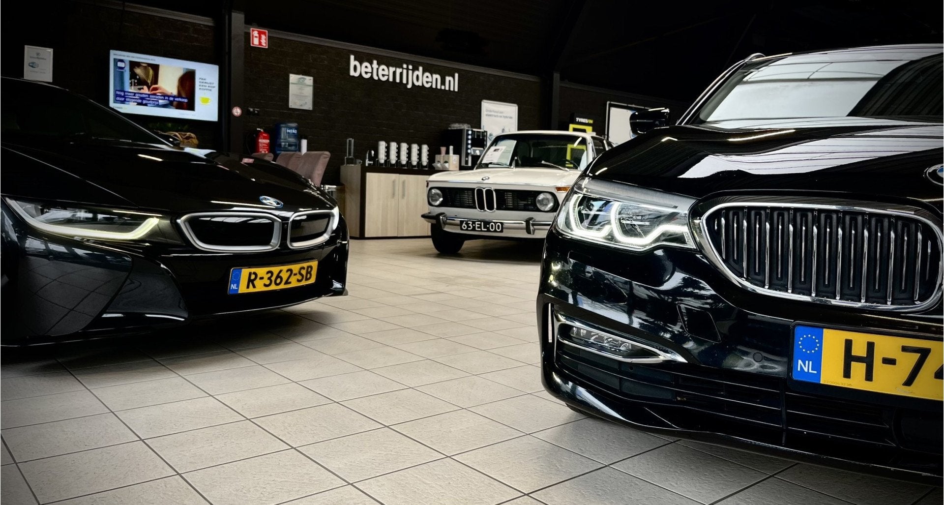 Foto 19 van BMW 2 Serie Active Tourer 218i Essential Automaat, Bluetooth